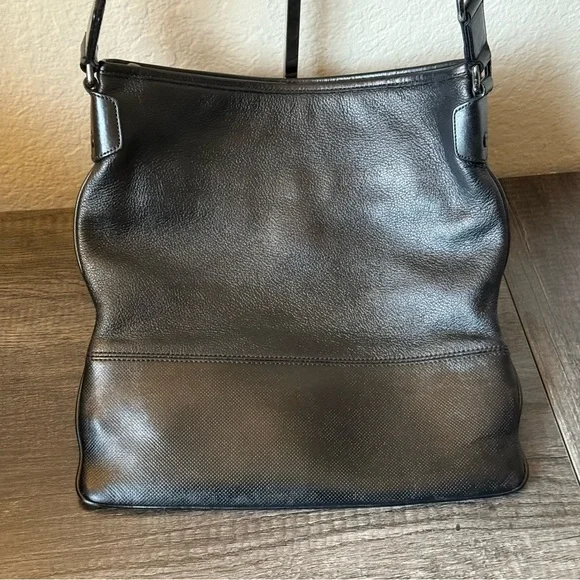 🔥MCM MENS MESSENGER BAG🔥GUARANTEED AUTHENTIC 🔥 - Picture 3 of 10